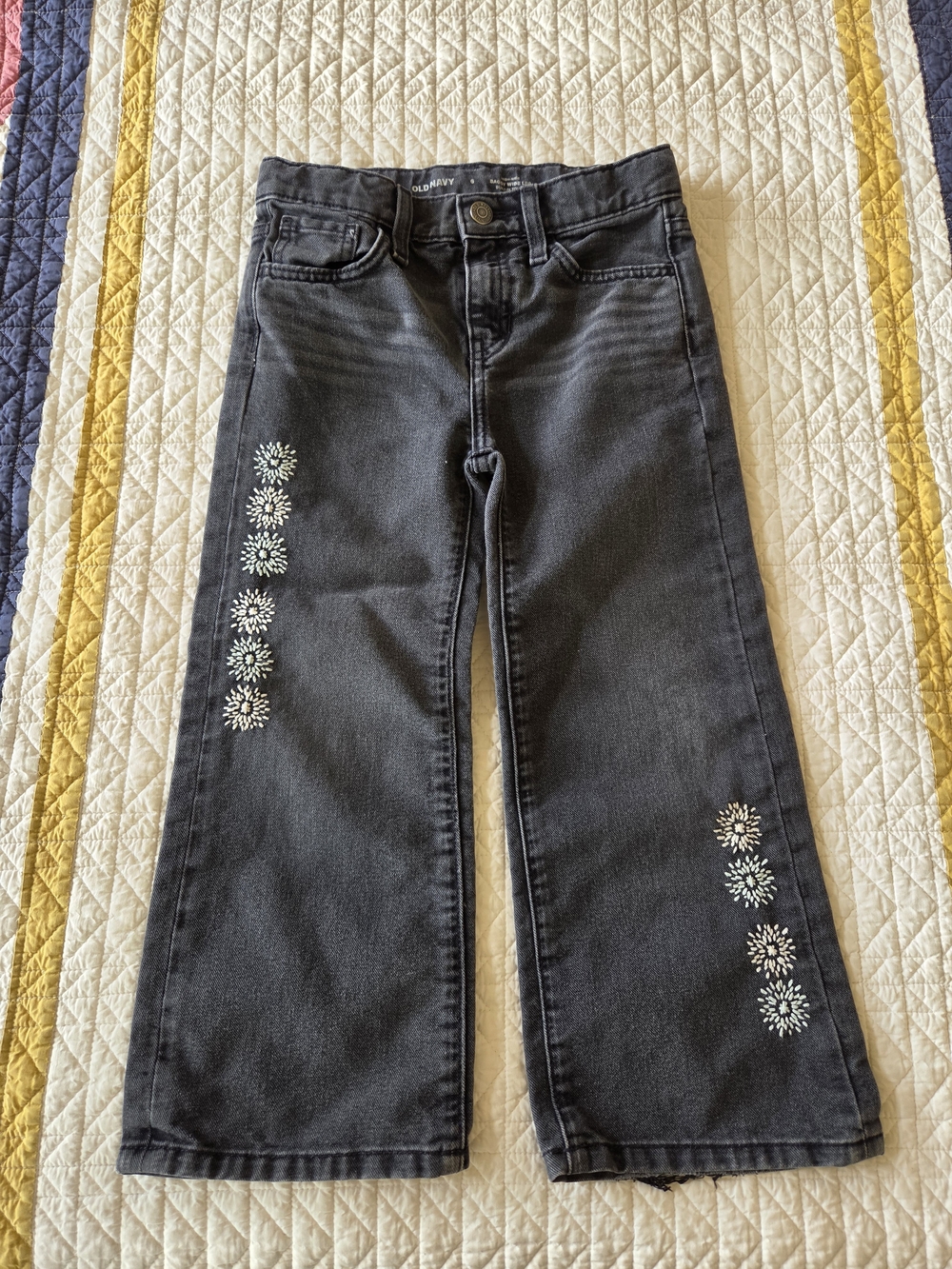 Old Navy Girls' Grey Wide-Leg Jeans Hand Embroidered Flowers